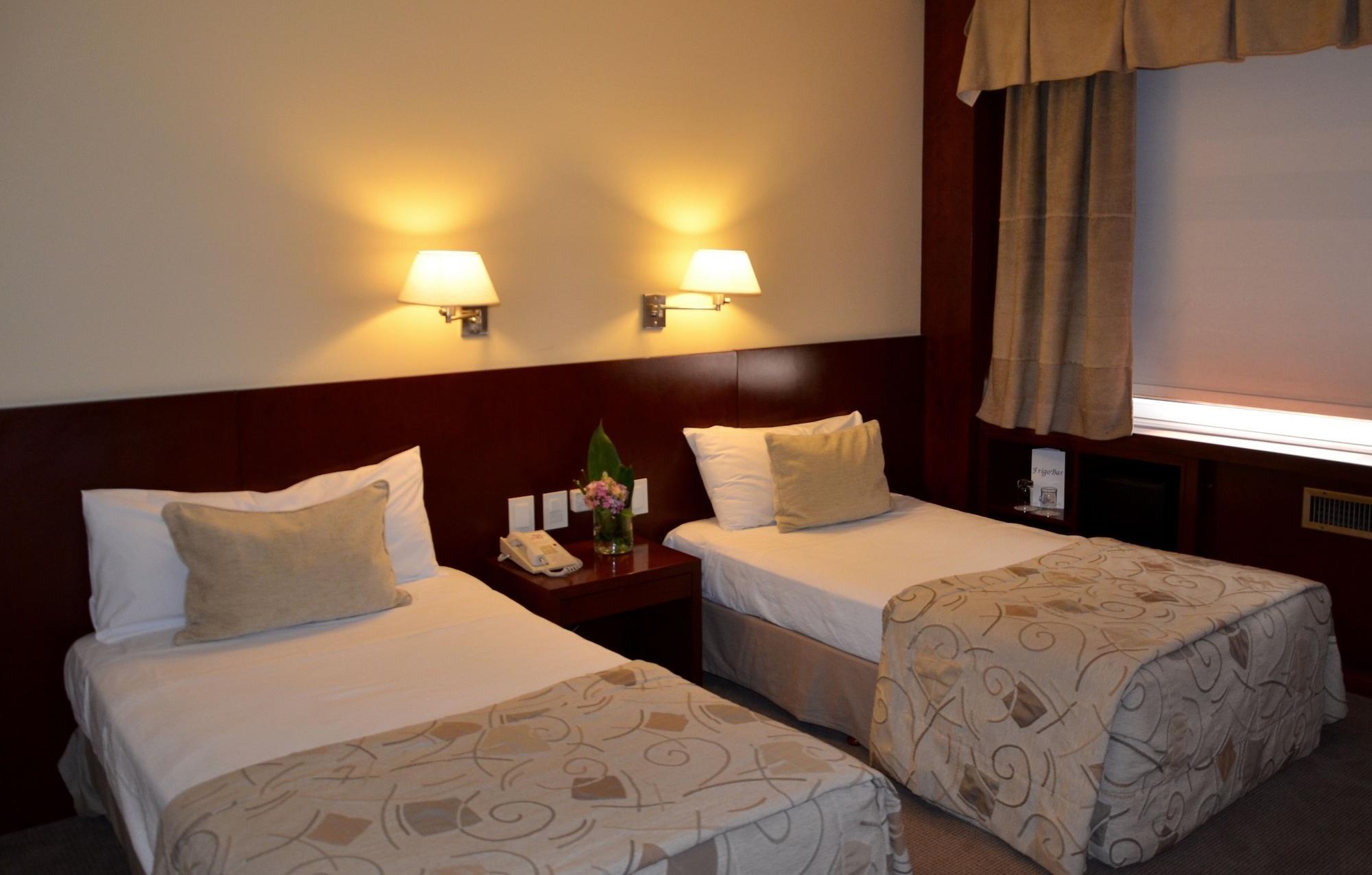 Bisonte Palace Hotel บัวโนสไอเรส ภายนอก รูปภาพ