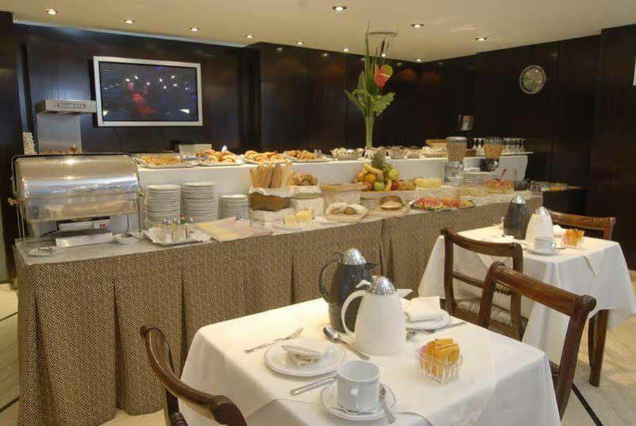 Bisonte Palace Hotel บัวโนสไอเรส ภายนอก รูปภาพ